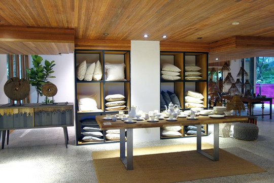 跨界融合 茶具店中的建筑材料應用與美學探索